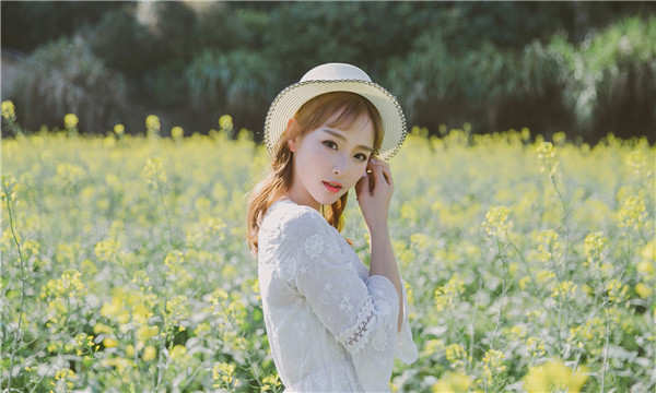 雁塔标题：想找个女人帮忙生孩子的有效解决方案，助您圆梦家庭